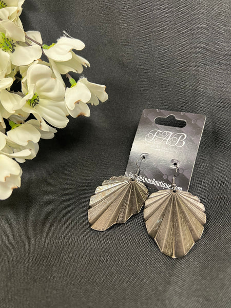 Gold Flower Necklace