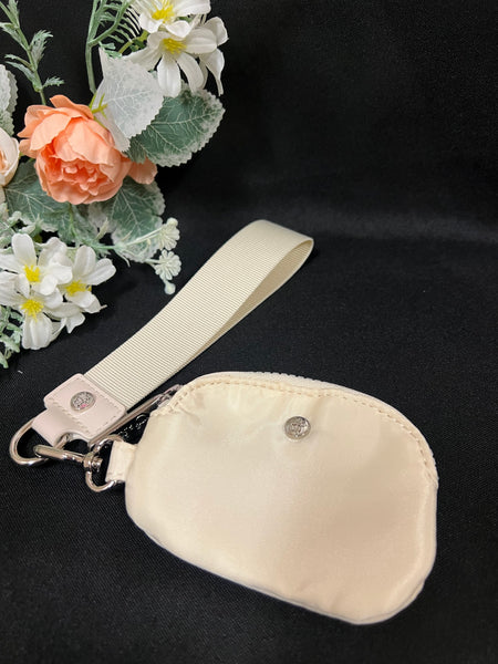 Cream Wristlet Strap